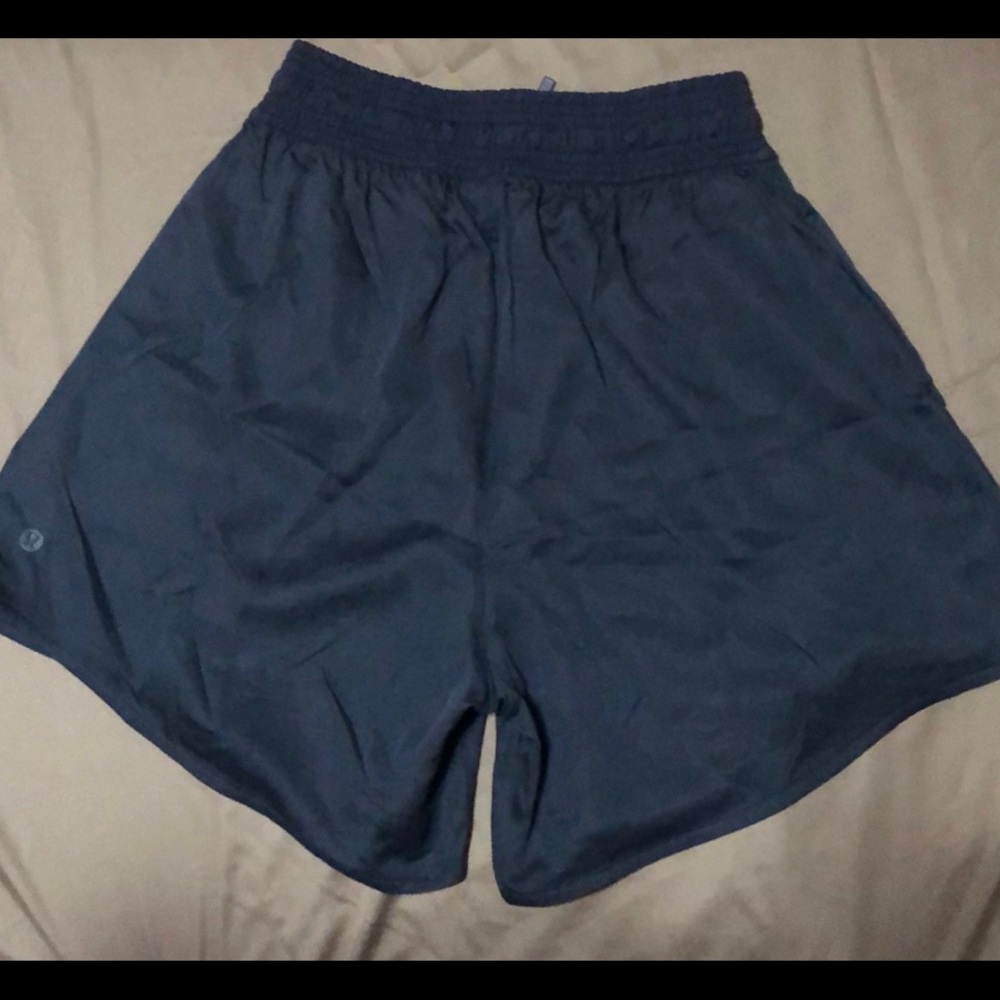 Lululemon Short 5” - Picture 2 of 6